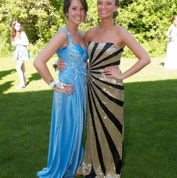 La Femme Sequined Prom Dress Black&Gold Worn Once! - Picture 2 of 4